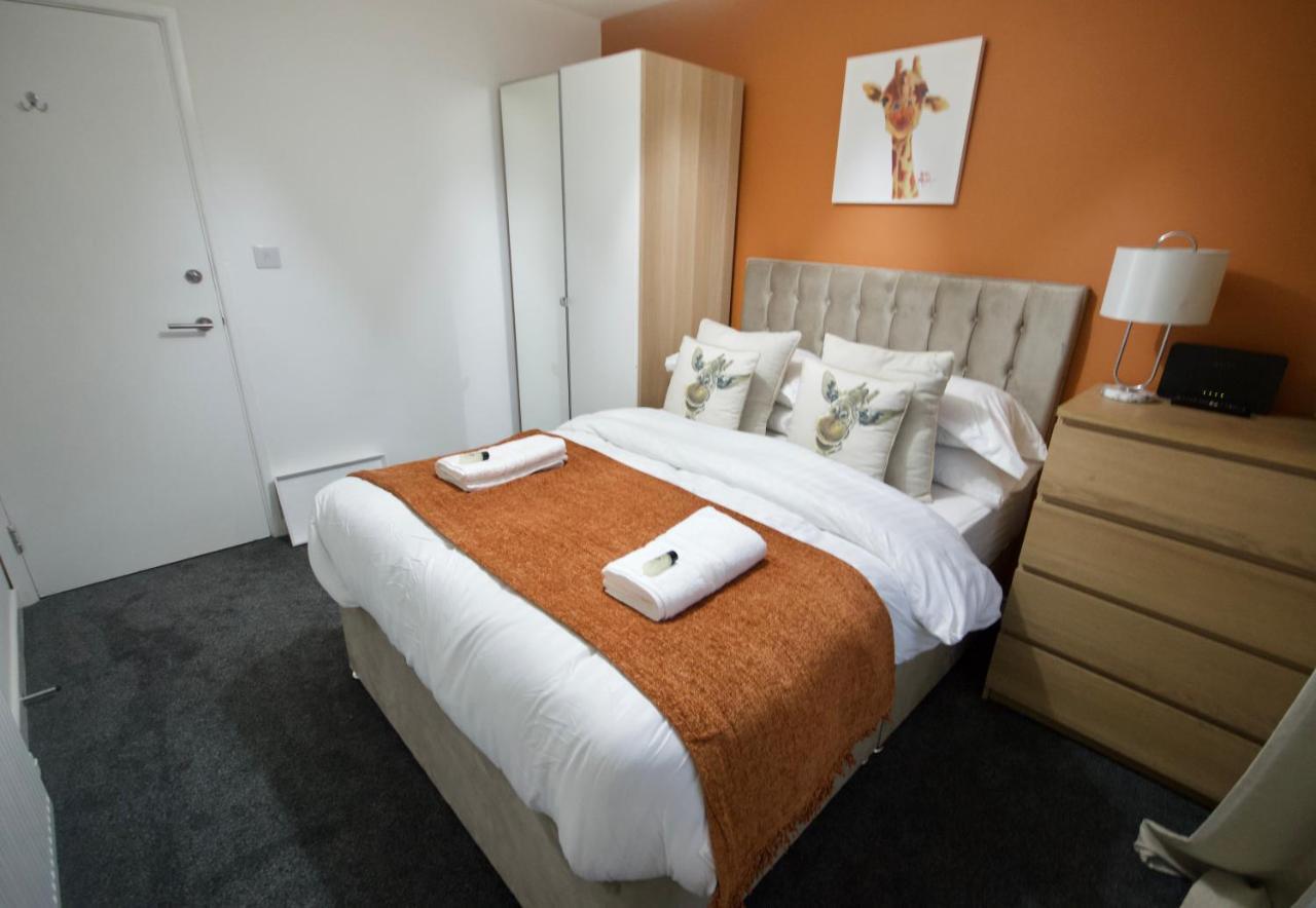 Affordable Digs Nr City Centre Sleeps5 Free Secure Parking Coventry Zewnętrze zdjęcie